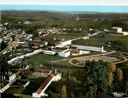 Châteauneuf Sur Charente * Vue Aérienne Sur Le Village Et Les Groupes Scolaires * écoles - Chateauneuf Sur Charente