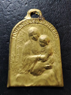 Médaille. Insigne. Journée Des Orphelins 14/18 - Frankrijk