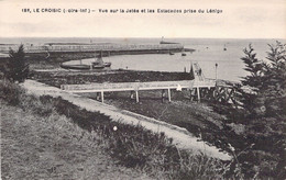 CPA - FRANCE - 44 - LE CROISIC - Sur La Côte - Vue Sur La Jetée Eet Les Escalades Prise Du Lénigo - F Chapeau NANTES - Le Croisic