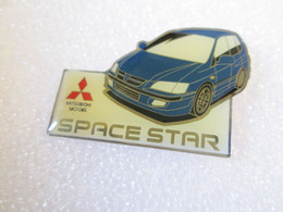 PIN'S    MITSUBISHI  SPACE STAR - Mitsubishi