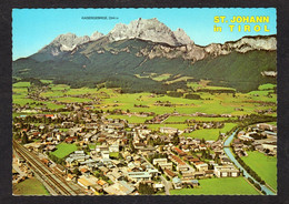 Autriche- St-Johann In Tirol Mit Wildem Kaiser- Sommer Und Wintererholungsort ,vue Aérienne Sur La Ville, La Gare - St. Johann In Tirol