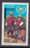 BENIN 2008 2009 MICHEL 1489 25F /30F Val 70€ - DANSES GUELEDE DANSE DANCE COSTUMES - OVERPRINTED OVERPRINT SURCHARGE MNH - Bénin – Dahomey (1960-...)