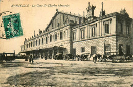 Marseille * La Gare St Charles , Arrivée * Attelage - Stazione, Belle De Mai, Plombières