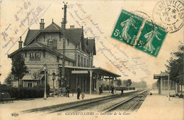 Gennevilliers * Intérieur De La Gare Du Village * Ligne Chemin De Fer - Gennevilliers