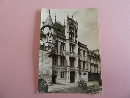 SAUMUR  L'HOTEL DE VILLE - Saumur