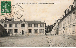 91  - PALAISEAU - S01265 - L'Hôtel De Ville Et Rue Voltaire - L1 - Palaiseau
