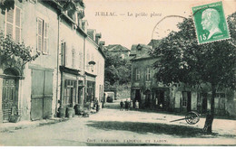 19 - JUILLAC - S02022 - La Petite Place - L1 - Juillac