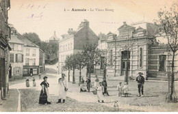 76 - AUMALE - S04043 - Le Vieux Bourg - Café Leger Picard - Caisse D'Epargne - Banque - L1 - Aumale