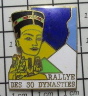 510c Pin's Pins / Beau Et Rare / SPORTS / REINE NEFERTITI PYRAMIDES EGYPTE RALLYE DE 30 DYNASTIES - Autorennen - F1