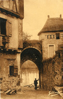 14223 Cpa 86 Availles Limouzine - Porte Historique De La Vieille Ville - Availles Limouzine