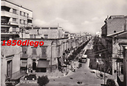 ANDRIA - VIA CAVOUR F/GRANDE VIAGGIATA 1957 ANIMAZIONE - Andria