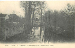 BEYNES-vue Du Pont Du Grand Moulin (aval) - Beynes