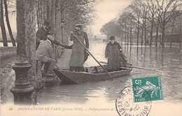 CPA France - Paris - Inondations De Paris Janvier 1910 - Embarquement De Mission Belge - L. L. - Oblitérée 1915 Anvers - Alluvioni Del 1910