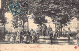 CPA France - Paris - Place De La Réunion - XXe Arrt - La Fontaine - Collection F. Fleury - Oblitérée - Animée - Fontaine - Markten, Pleinen