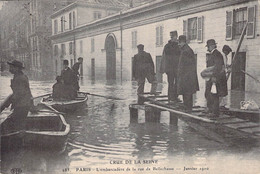 CPA France - Crue De La Seine - L'embarcadère De La Rue De Bellechasse - Janvier 1910 - Oblitérée 1910 - Barque - Animée - La Crecida Del Sena De 1910