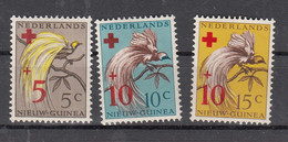 Nederland Nieuw-Guinea 1955 Mi Nr 38 - 40, Bird, Paradijsvogel, Rode Kruis, Red Cross Postfris Met Plakker - Nouvelle Guinée Néerlandaise