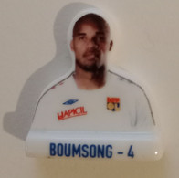 Fève Olympique Lyonnais OL Boumsong N°4 Sport サッカー Football 足球 Calcio Soccer 축구 Joueur プレーヤー Player 玩家 En TB.Etat - Deportes