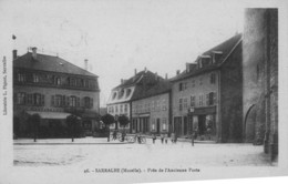 SARRALBE - Près De L'ancienne Porte - Restaurant - Animé - Sarralbe