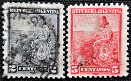 Timbre D'Argentine 1899 -1903 Symbols Of The Republic  Stampworld N° 106 Et 111 - Usados