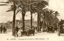 Cannes * La Promenade De La Croisette Et Le Mont Chevalier * Automobile Voiture Ancienne - Cannes