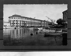 La Seyne - Le Port - Forges Et Chantiers La Rotonde. - La Seyne-sur-Mer