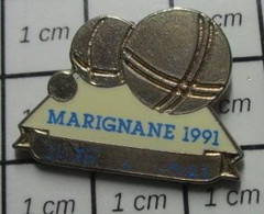 1315A Pin's Pins : BEAU ET RARE / SPORTS / PETANQUE MARIGNANE 1991 - Bowls - Pétanque
