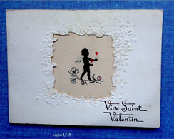 Jolie  Carte Double De Saint Valentin Avec Feuillet Interieur - Autres & Non Classés