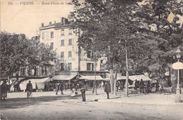 CPA France - Isère - Vienne - Rond Point De La Gare - René Verrier Editeur - Animée - Café De La Gare - Vélo - Vienne