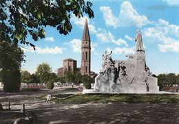 AREZZO - CARTOLINA FG SPEDITA NEL 1961 - MONUMENTO A PETRARCA E CAMPANILE DEL DUOMO - Arezzo