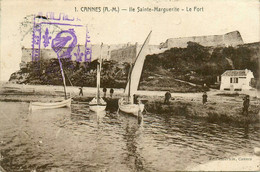 Cannes * Ile Ste Marguerite * Vue Sur Le Fort - Cannes