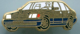 PIN'S  - AUTOMOBILE - MERCEDES - SIGNE ARTHUS BERTRAND - Mercedes