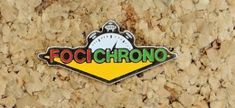 Pin's PHOTO - Laboratoire FOCI Tirage Chrono - Peint Cloisonné - Fabricant LOGO-MOTIV - Photographie