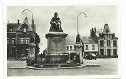 Philippeville Statue De Louise Marie - Philippeville