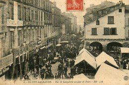 Ste Foy La Grande * 1909 * Rue De Langalerie Un Jour De Foire * Marché - Other & Unclassified