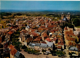 Gourdon * Vue Générale Sur Le Village Et La Rue De La République - Gourdon