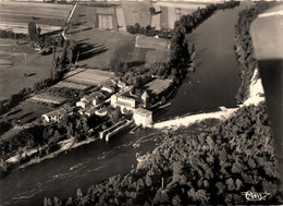 Trentels * Vue Aérienne Sur Le Moulin Fortifié De Lustrac * Minoterie - Other & Unclassified