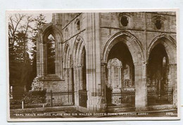 AK 099728 SCOTLAND - Dryburgh Abbey - Earl Haig's Resting Place And Sir Walter Scott's Tomb - Berwickshire