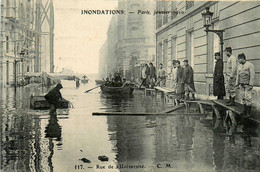 Paris * 7ème * La Rue De L'université * Inondations Crue Janvier 1910 - Distrito: 07