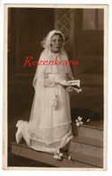 Girl Fille Enfant Child Oude Foto Communie Altes Cabinet Old Photo Ancienne Studio Communion Photograpie - Unclassified