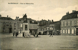 Ste Ménéhould * La Place De L'hôtel De Ville * Banque D'alsace Et De Lorraine - Sainte-Menehould