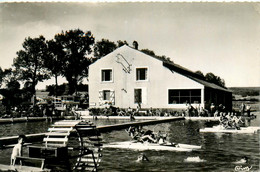 Bourbonne Les Bains * Bourbonne Plage * Le Lac De La Mézelle * Pédalo * Baigneurs - Bourbonne Les Bains