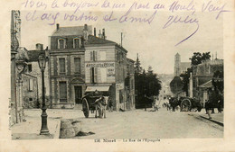 Niort * La Rue De L'epingole * Débit Comptoir Articles De Pêche * Commerce Magasin - Niort