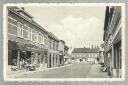 ***  LOMMEL  ***  -   Kerkstraat  Met  BAZAR : Huis Jansen - Vreijs ! ! !     -  Zie / Voir Scan's - Lommel