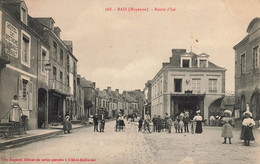 Bais * Routes D'izé * Hôtel De Bretagne RAIMBAULT * Villageois Enfants - Bais