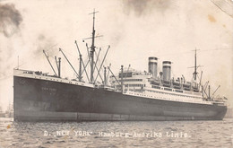 Carte Postale Photo BATEAU-NAVIRE-PAQUEBOT " NEW YORK "  Hamburg Amerika Linie - Steamers
