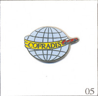 Pin's Fabricant Jeu “Cofradis“ (Solido) - Jouets Miniatures - Automobile Ferrari. Est. Locomobile. Zamac. T885-05 - Ferrari