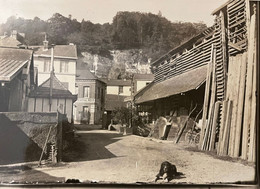 La Bouille * RARE Photo Albuminée Circa 1890/1900 * Café Hôtel Du Cheval Noir Et Scierie Bois * Format 18.5x12.8cm - La Bouille