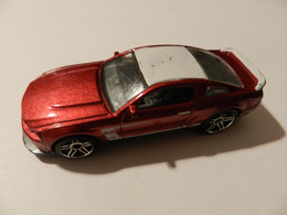 Hotwheels     2012 Ford Mustang Boss 302 Laguna     /    2012   ***   2096   *** - HotWheels