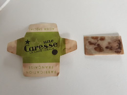 Lame De Rasoir Française UNE CARESSE - French Safety Razor Blade Wrapper - Lames De Rasoir