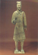 Fine Arts Postcard East Asian Museum Stockholm Soldier In Battle Dress Qin Shihuangs Lintong Shaanxi - Sculptures